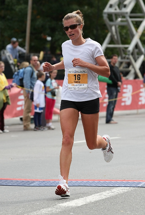 2010 Tufts 10K-075.JPG - 2010 Tufts 10K for women, October 11, Boston, MA.